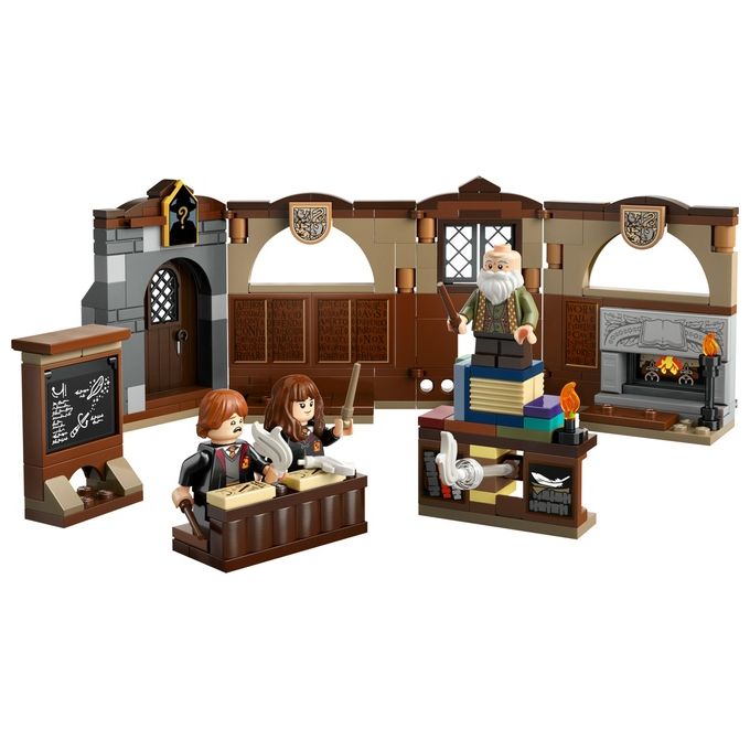 LEGO Harry Potter Castello di Hogwarts: Lezione di Incantesimi con 3 Minifigure da Collezione tra cui Hermione Granger e Ron Weasley con Funzione di levitazione Giochi per Bambini e Bambini da 8 Anni