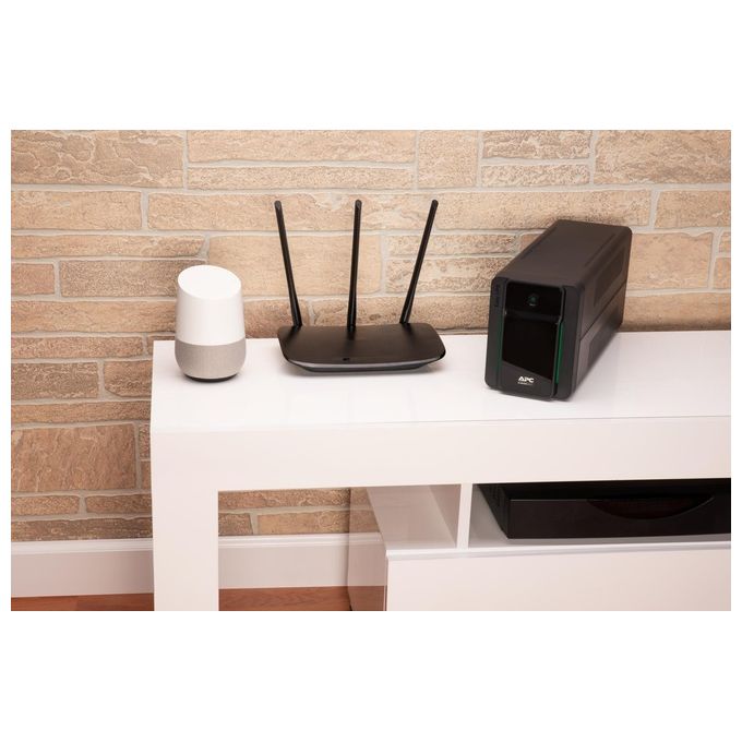 APC BVX900LI Easy UPS 900VA 230V AVR Prese IEC