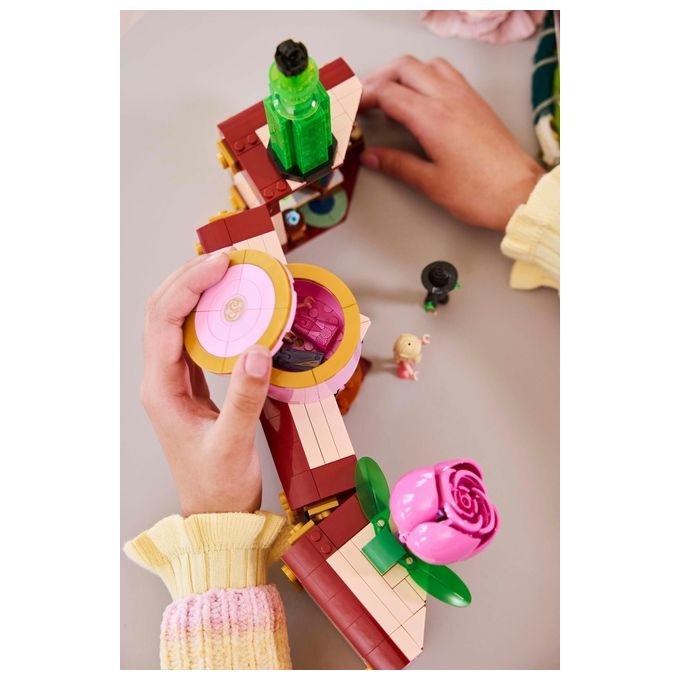 LEGO Wicked 75683 - Dormitorio di Glinda and Elphaba, Set da 740 pezzi con Minidoll Day and Night, Accessori, Valigetta Decorativa, Eta' 8+