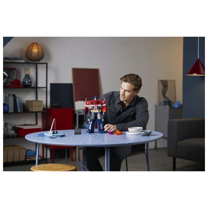 LEGO Icons Optimus Prime, Modellino da Costruire 2 in 1 del Leader dei Transformers, Set da Collezione per Adulti, 10302