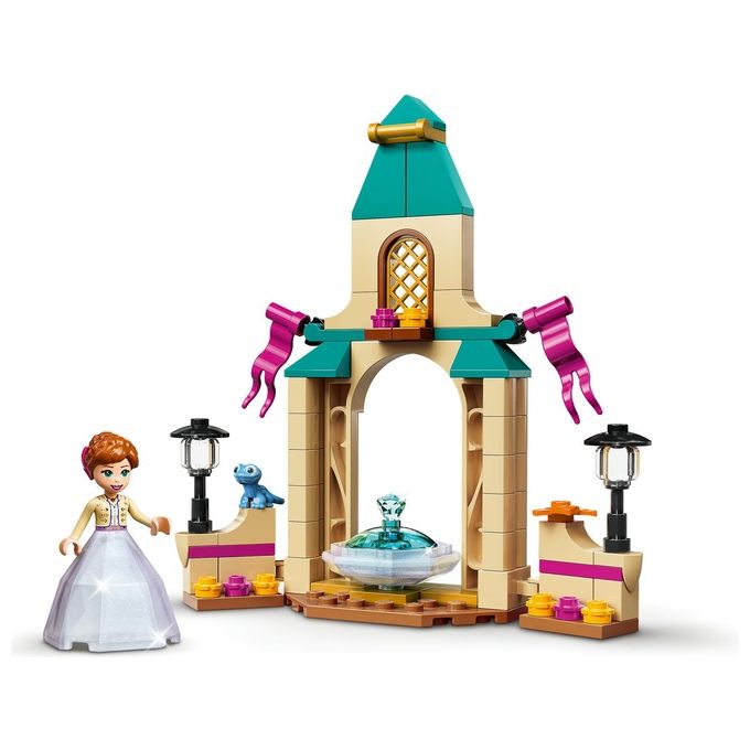 LEGO Disney Il Cortile del Castello di Anna