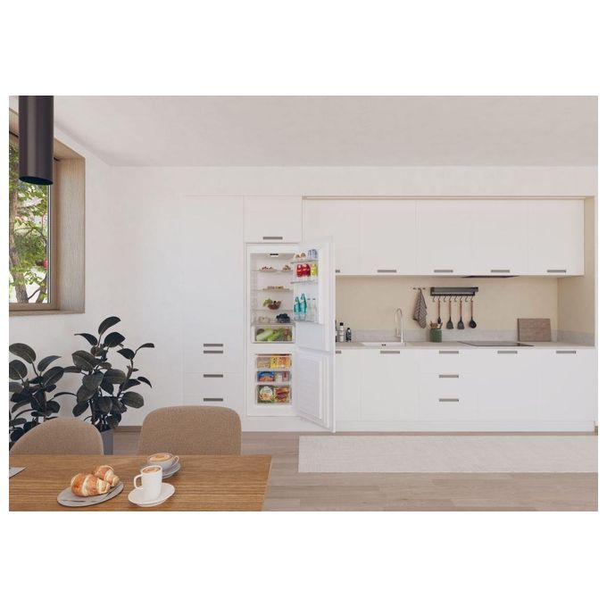 De Longhi F6CSF250E Frigorifero Combinato da incasso Statico 250 litri 177 cm Classe E