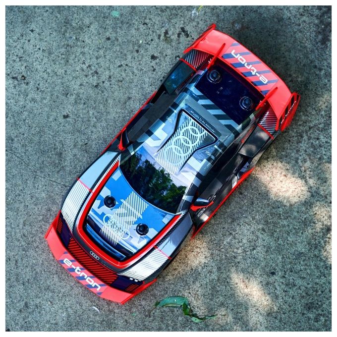 Dickie RC Audi S1 E-Tron Quattro 2.4 GHz 1:16
