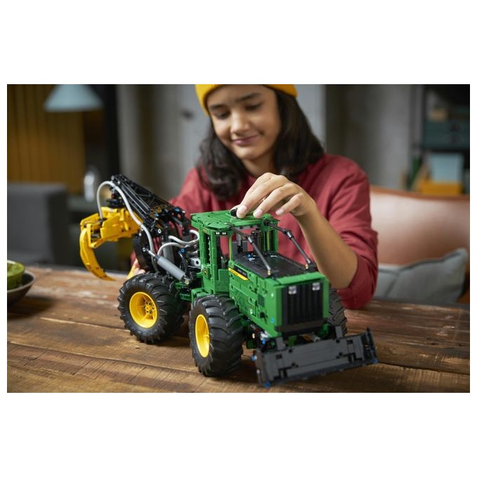 LEGO Technic 42157 Trattore John Deere 948L-II, Modellino da Costruire di Veicolo Giocattolo con Funzioni Pneumatiche e 4WD
