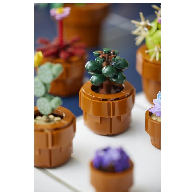LEGO Icons 10329 Piantine, Collezione Botanica con Fiori Artificiali, Decorazione Casa, Idea Regalo di Compleanno Donna o Uomo