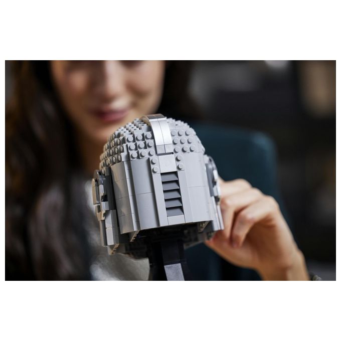 LEGO Star Wars 75328 Casco del Mandaloriano, Elmo da Collezione, Regalo per Adulti da Esposizione di Guerre Stellari