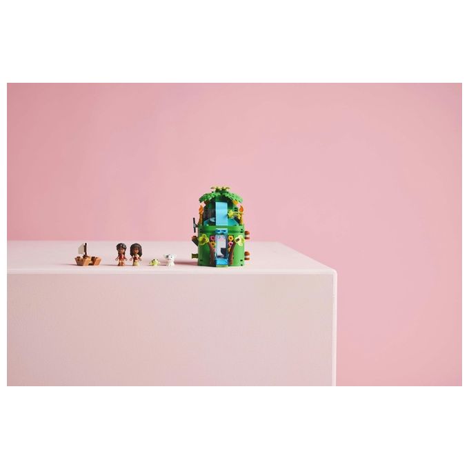 LEGO Set Disney Moana Divertimento sull'Isola di Vaiana 43260 Blocchi Creativi per Bambini e Appassionati di Costruzioni