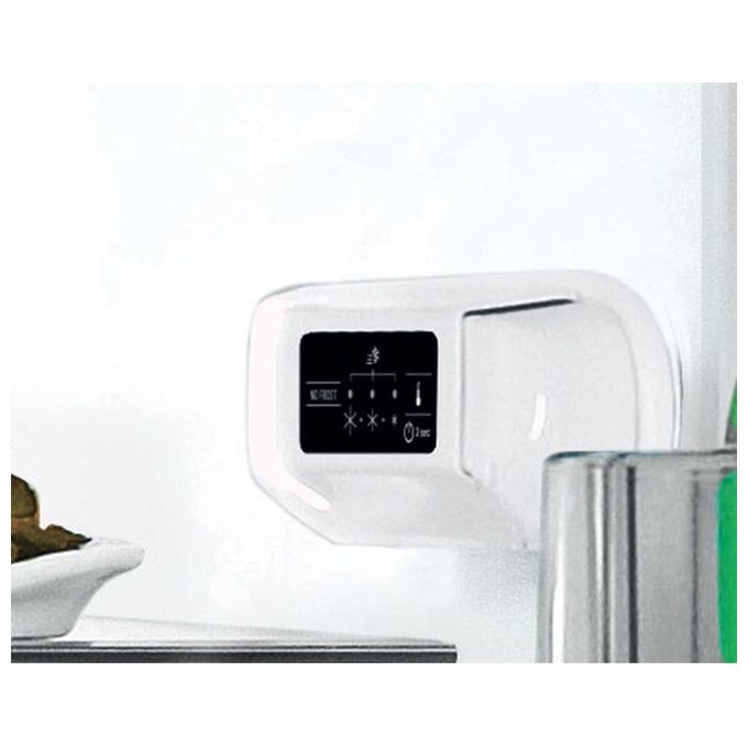 Hotpoint HA8 SN1E X Frigorifero Combinato  Libera  Installazione Capacita' 328 Litri Classe Energetica F Active fresh No Frost Ventilazione Air Technology 189 cm Argento