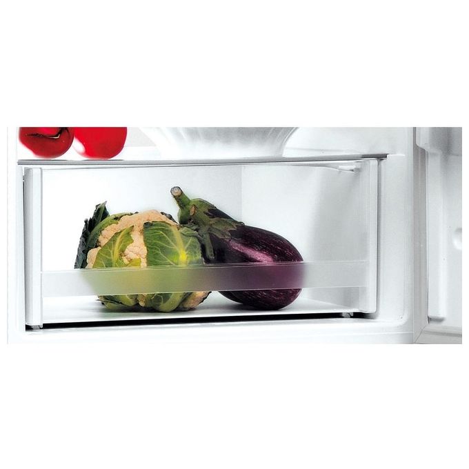 Hotpoint HA8 SN1E X Frigorifero Combinato  Libera  Installazione Capacita' 328 Litri Classe Energetica F Active fresh No Frost Ventilazione Air Technology 189 cm Argento