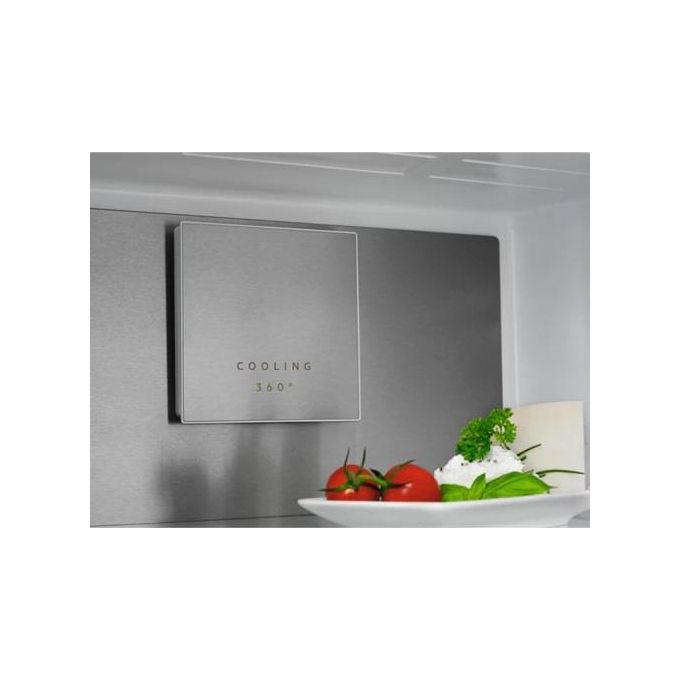 AEG RCB732D5MB Frigorifero Combinato Capacita' 330 Litri Classe energetica D Total No Frost Illuminazione LED Cooling 360 186 cm Acciaio Inox Nero