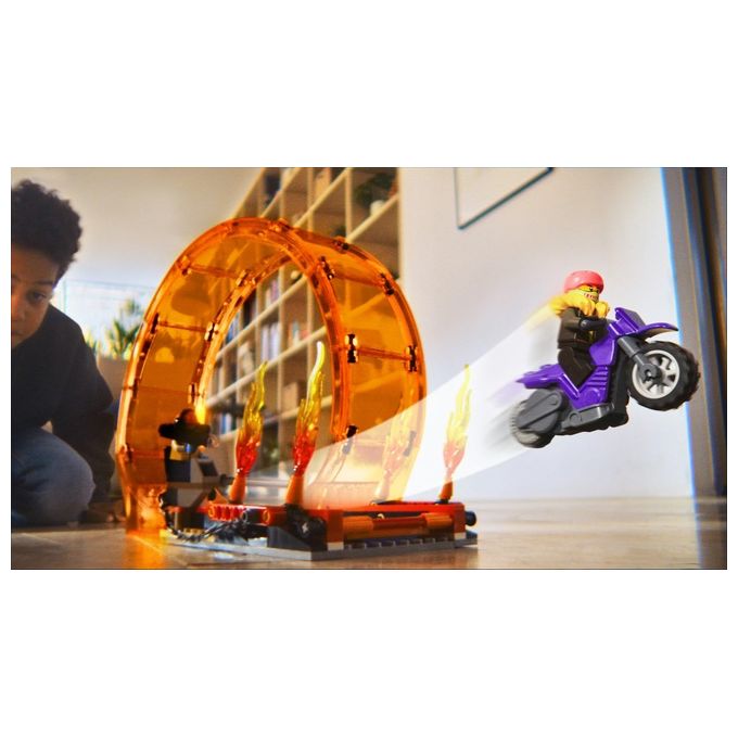 LEGO 60339 Arena delle acrobazie Set da costruzione 598 pezzi 7 minifigure colore Multicolore