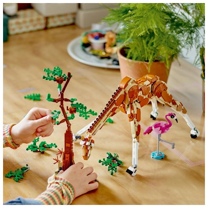 LEGO Creator 31150 3in1 Animali del Safari, Giocattolo Trasformabile da Giraffa in 2 Gazzelle o Leone , Giochi per Bambini 9+