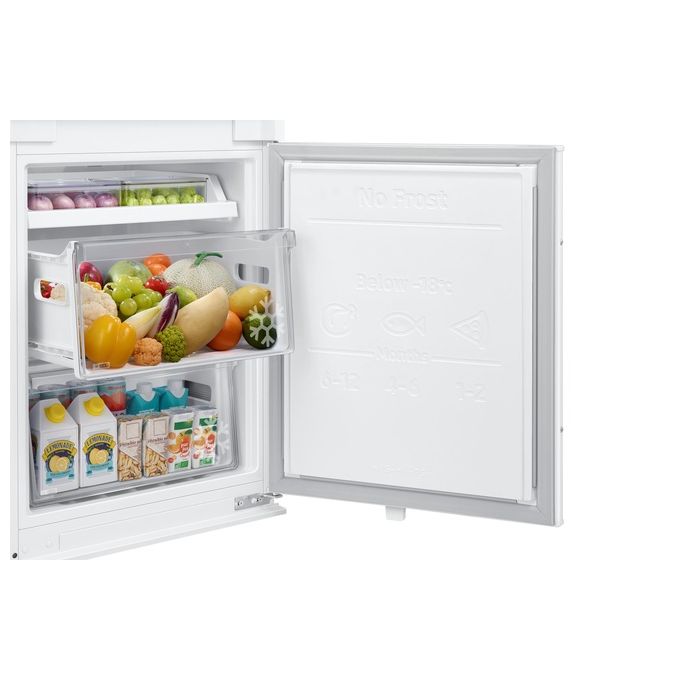 Samsung BRB26705DWW Frigorifero Combinato da Incasso Capacita' 264 Litri Classe energetica D Total No Frost Twin Cooling Plus Portabottiglie Flex 177 cm Bianco