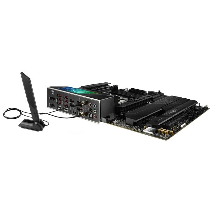 ASUS ROG Strix X670E-F Gaming WiFi, Scheda Madre Gaming ATX, AMD AM5, DDR5, PCI 5.0, Intel 2.5Gb Ethernet, WiFi 6E (802.11ax), ROG SupremeFX 7.1 Surround, 4xM.2, 4xSATA 6GB-s, Aura Sync RGB, Nero