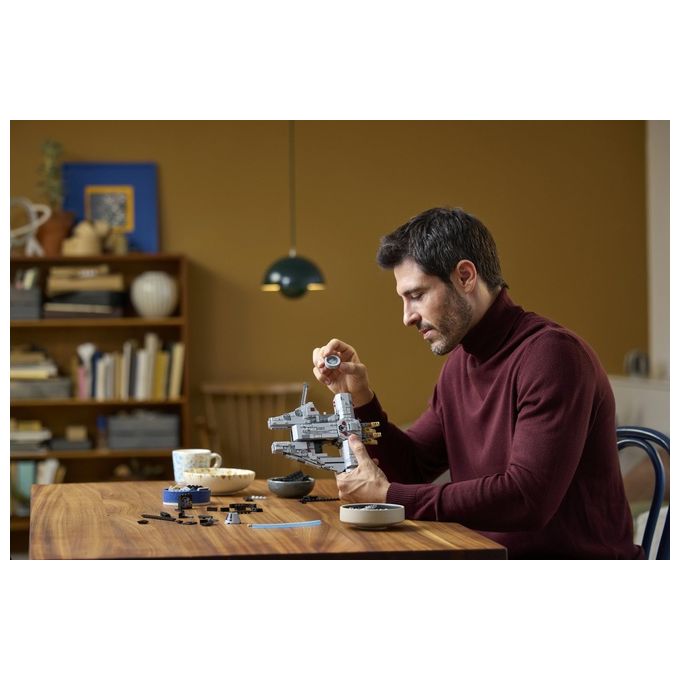 LEGO Star Wars 75375 Millennium Falcon, Modellino da Costruire di Astronave per Adulti, Idee Regalo Lui, Lei, Marito o Moglie