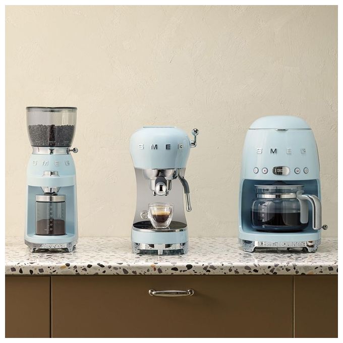 Smeg DCF02PBEU Macchina da Caffe' con Filtro Programmabile 10 Tazze 1050W Azzurro