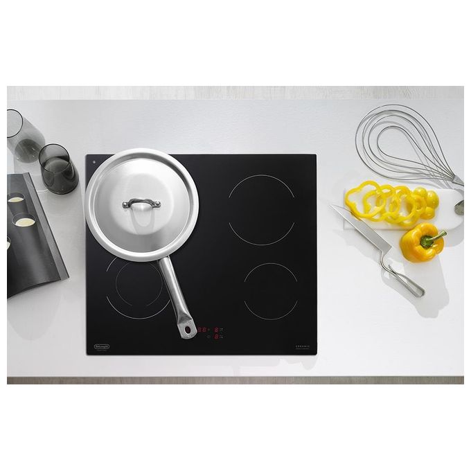 DeLonghi PVC61N Piano Cottura Piastre Radianti in Vetroceramica 4 Zone Funziona Pausa Comandi Touch Control 60 cm Nero