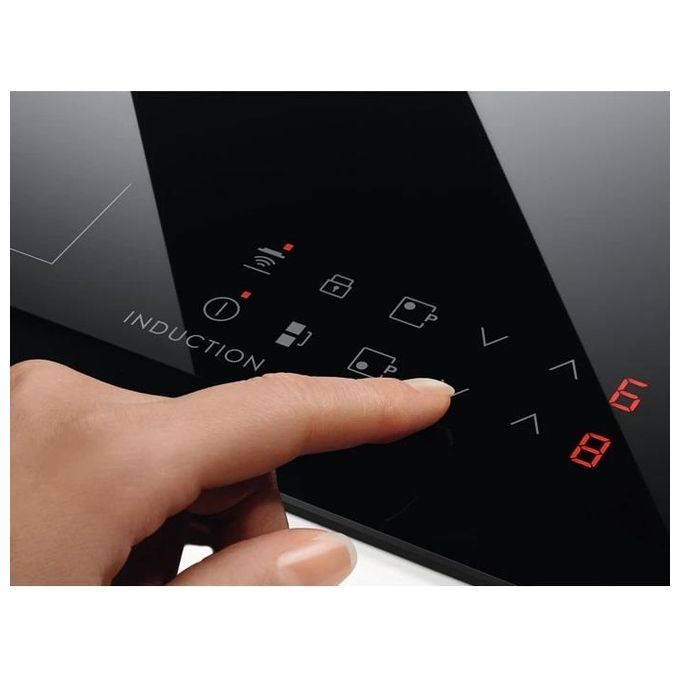 Electrolux LIT30231C Piano Cottura ad Induzione 2 Zone 29 cm Nero