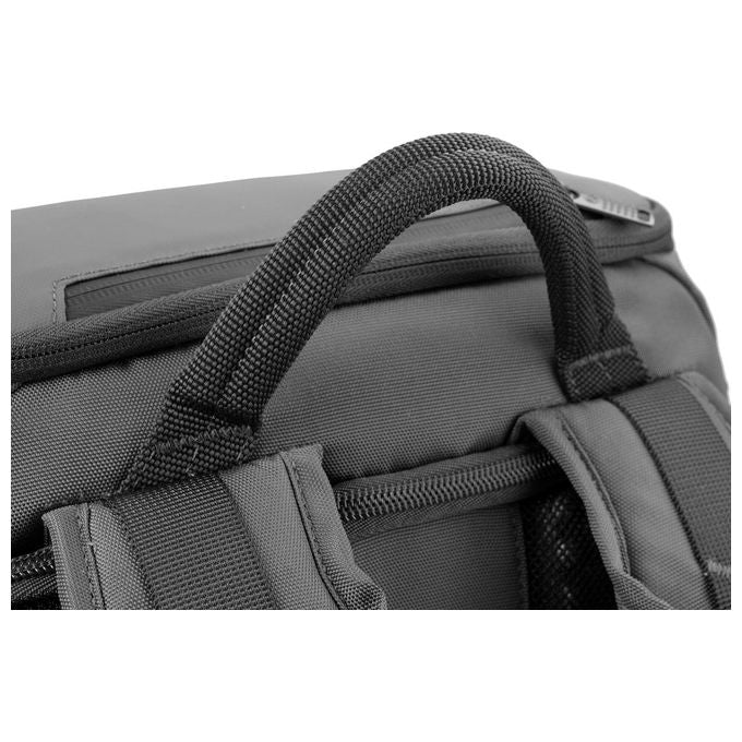 Vanguard VEO Adaptor R48 Nero Zaino con USB-A