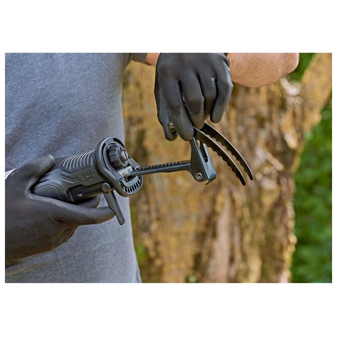 Black+Decker BES 301 Sega a Gattuccio 750W