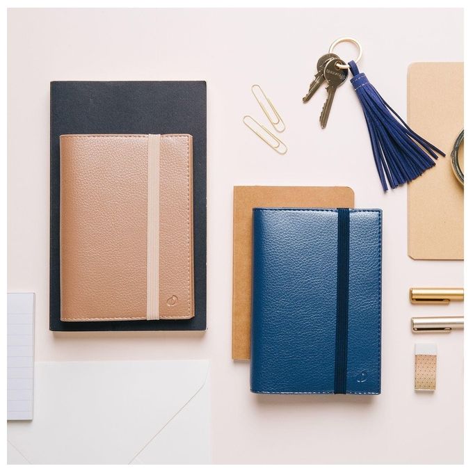 Quo Vadis Agenda TimeandLife Pocket Multilingua Anno 2022 Blu Cangiante Formato 10x15cm Settimanale 13 Mesi Dicembre-Dicembre Carta Bianca con Spirale Copertina Amovibile Sintetico Cassandra