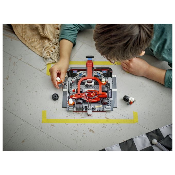Lego 60443 City Formula 1 Set da Costruzione Pit Stop e Meccanici con Monoposto Ferrari F1 322 Pezzi 5 Minifigure eta' 6+