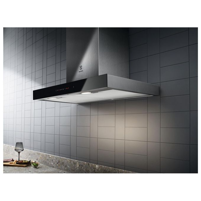 Electrolux LFT766X Cappa Aspirante a Parete Classe energetica A 720 m3-h 3 Velocita' + Intensiva Illuminazione LED Connessione Hob2Hood Touch Control 60 cm Acciaio Inox + Vetro