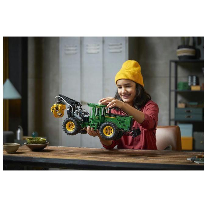 LEGO Technic 42157 Trattore John Deere 948L-II, Modellino da Costruire di Veicolo Giocattolo con Funzioni Pneumatiche e 4WD