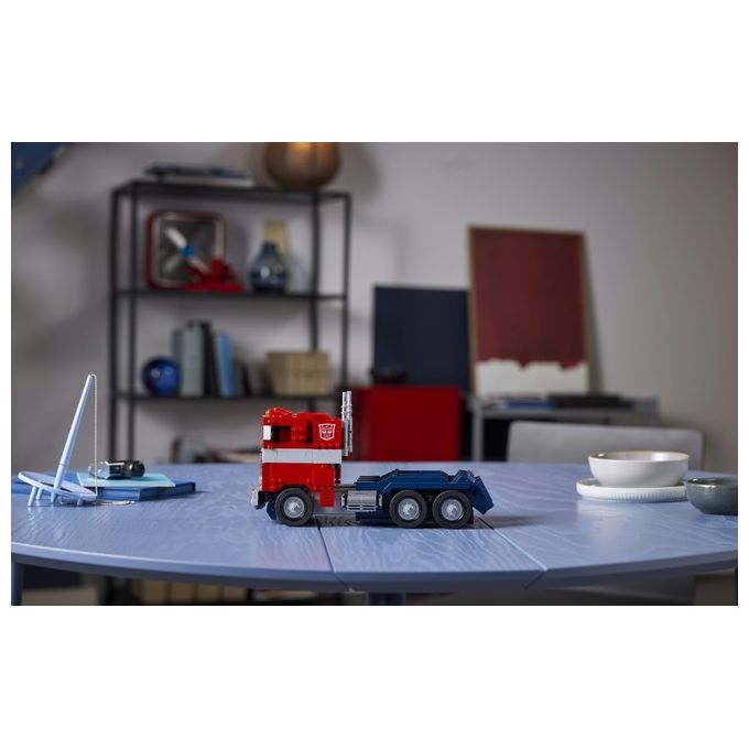 LEGO Icons Optimus Prime, Modellino da Costruire 2 in 1 del Leader dei Transformers, Set da Collezione per Adulti, 10302