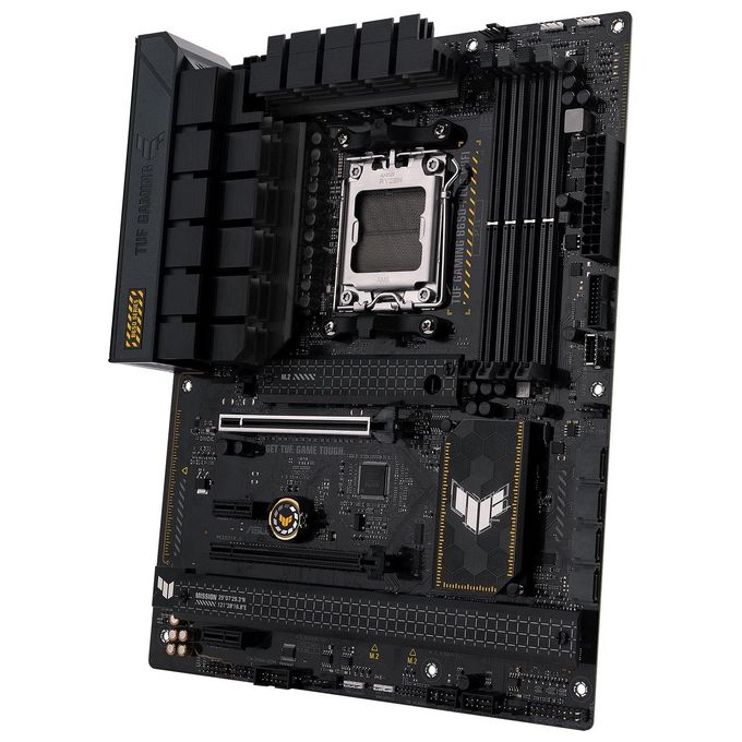 ASUS TUF GAMING B650-PLUS WIFI Scheda Madre Gaming ATX AMD B650 AM5 DDR5 4xPCI 4.0 WiFi 6 (802.11ax) Intel 2.5Gb Ethernet Realtek 7.1 3xM.2 4xSATA 6GB-s Aura Sync RGB Nero