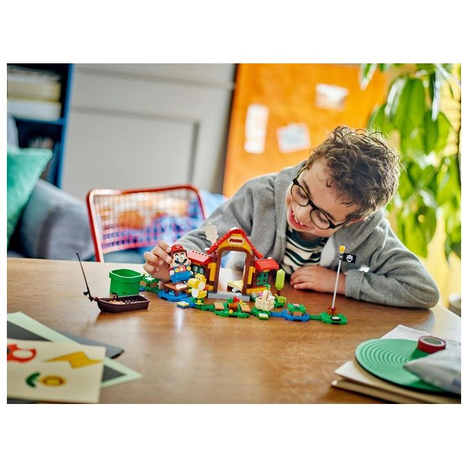 LEGO Super Mario 71422 – Picnic a Casa di Mario, Set di Espansione 259 Pezzi con Personaggi di Mario, Yoshi e Goomba, Eta' 6+