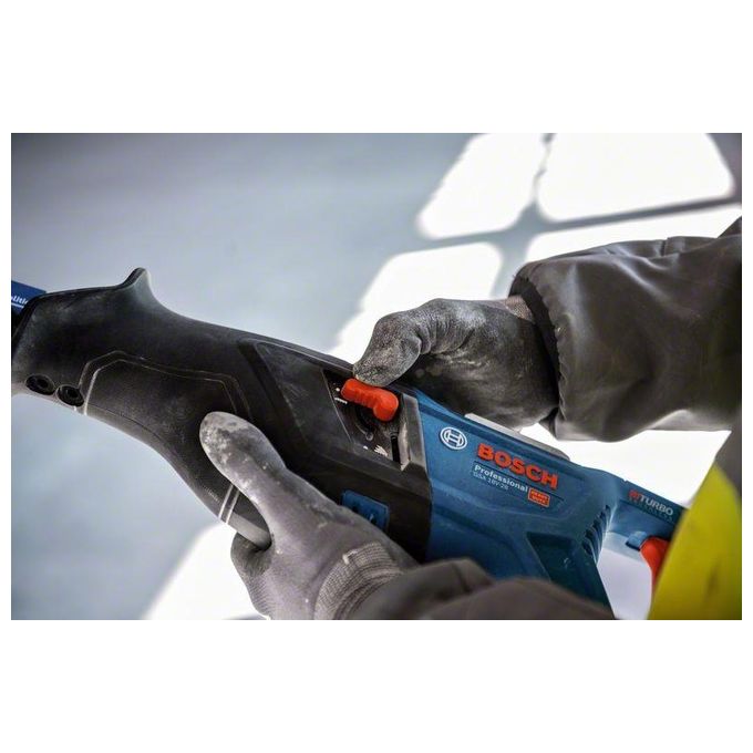 Bosch GSA 18V-28 Seghetto a Batteria