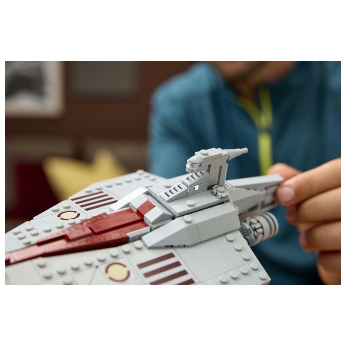 LEGO Star Wars 75404 Nave d'Assalto Classe Acclamator, Modellino da Costruire di Astronave da Collezione con Supporto, Idea Regalo di Compleanno per Adulti, Uomo, Donna e Fan dell'Attacco dei Cloni