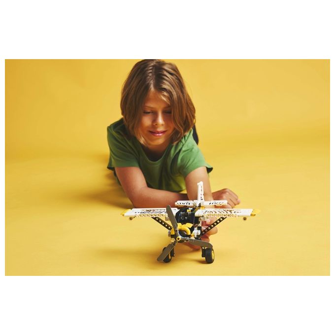 LEGO Aereo Bush Technic 42198 Modellino da Costruzione Innovativo ed Educativo per Appassionati di Ingegneria e Design Creativo
