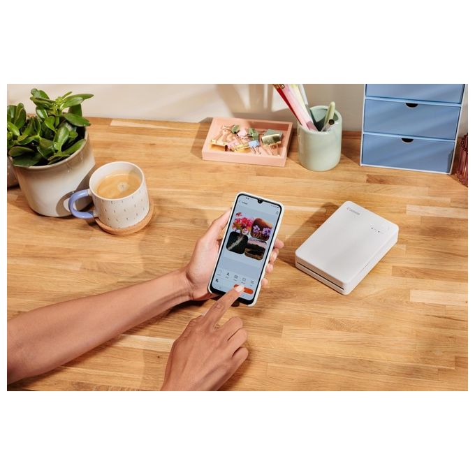 Canon Stampante portatile SELPHY QX20: per la stampa Wi-Fi direttamente dal tuo dispositivo smart. Stampa a sublimazione 2 formati di stampe con adesivo rimovibile e ricarica USB-C - Nero