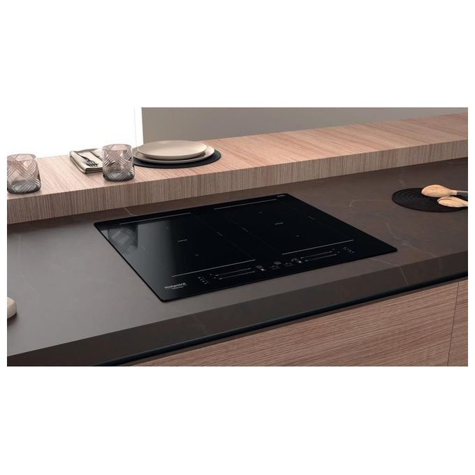 Hotpoint HS 5160C NE Piano Cottura a Induzione 4 Zone 18 Livelli di potenza Touch Control Zona Flexi Duo Blocco Comandi 60 cm Nero