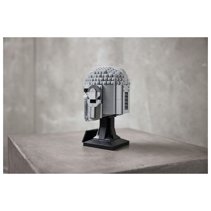 LEGO Star Wars 75328 Casco del Mandaloriano, Elmo da Collezione, Regalo per Adulti da Esposizione di Guerre Stellari