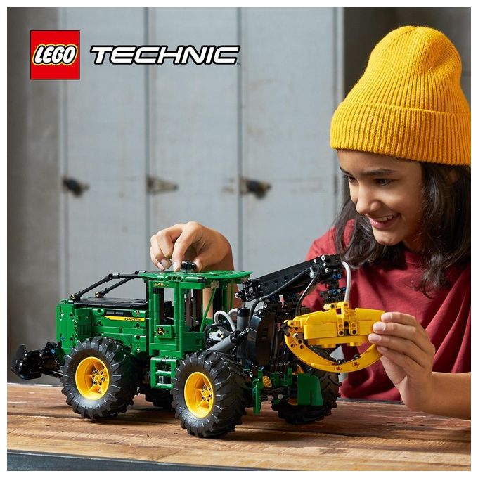 LEGO Technic 42157 Trattore John Deere 948L-II, Modellino da Costruire di Veicolo Giocattolo con Funzioni Pneumatiche e 4WD