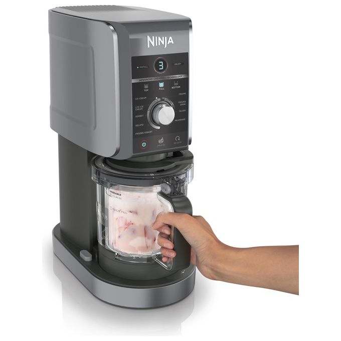 Ninja CREAMi Deluxe NC501EU - Gelatiera turbina elettrica con compressore, capacita' 2,1 L, potenza 800 W, 3 vaschette da 709 ml, 10 programmi (gelato, sorbetto, frappé…), funzione CREAMify, timer digitale, pezzi lavabili in lavastoviglie, Nero-Grigio