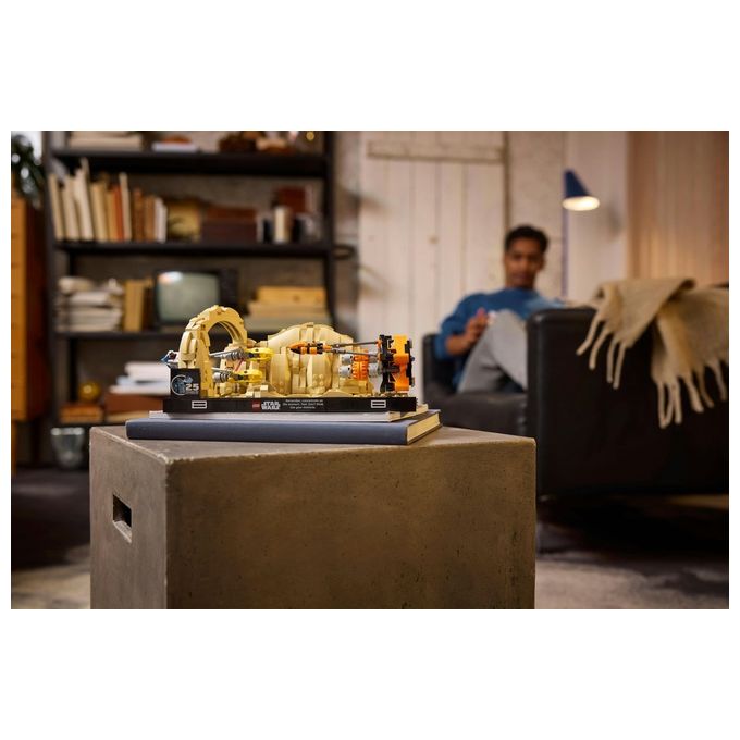 LEGO Star Wars Diorama Gara dei Sgusci su Mos Espa di Anakin Skywalker, Kit Modellismo per Adulti dal Film La Minaccia Fantasma, Gadget da Collezione