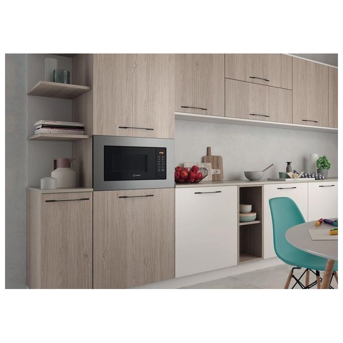 Indesit MWI 120 GX Microonde con Grill Capacita' 20 Litri Potenza 800W Auto Cook Grill al quarzo 22 Funzioni Acciaio opaco