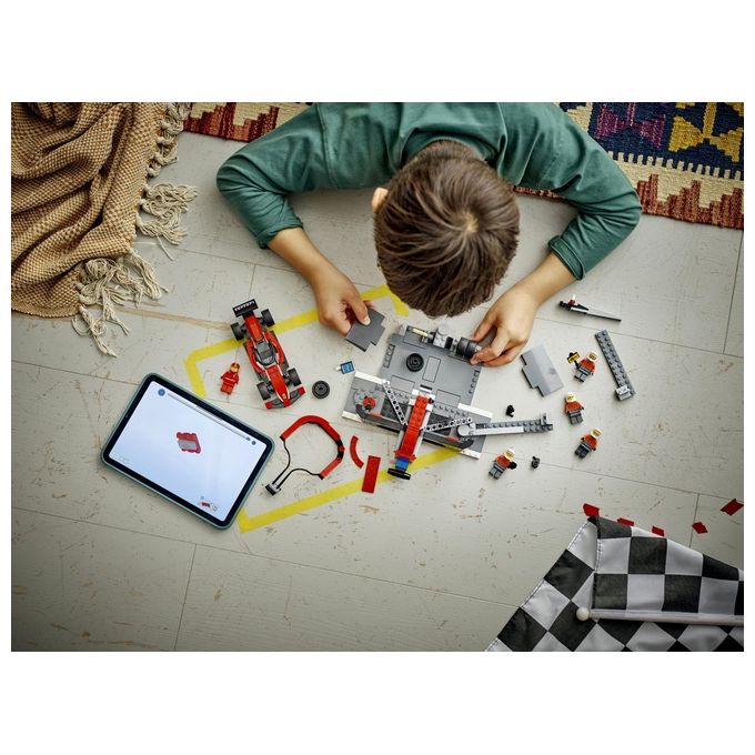 Lego 60443 City Formula 1 Set da Costruzione Pit Stop e Meccanici con Monoposto Ferrari F1 322 Pezzi 5 Minifigure eta' 6+