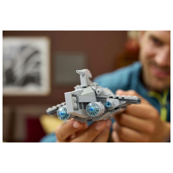 LEGO Star Wars 75404 Nave d'Assalto Classe Acclamator, Modellino da Costruire di Astronave da Collezione con Supporto, Idea Regalo di Compleanno per Adulti, Uomo, Donna e Fan dell'Attacco dei Cloni