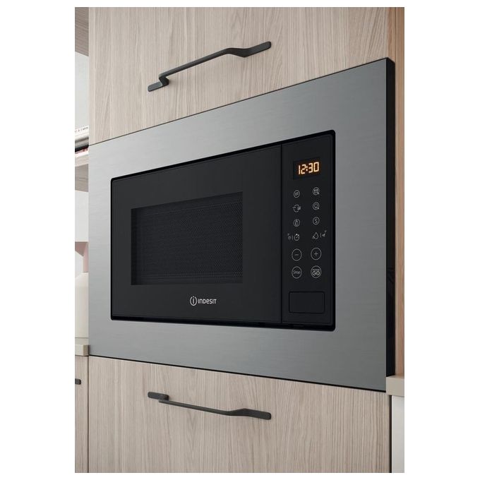 Indesit MWI 120 GX Microonde con Grill Capacita' 20 Litri Potenza 800W Auto Cook Grill al quarzo 22 Funzioni Acciaio opaco