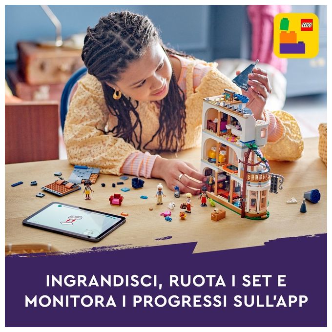 LEGO Friends Bed And Breakfast al Castello Giochi per lo Sviluppo Sociale per Bambine e Bambini da 12 Anni Hotel Giocattolo da Costruire Albergo a 3 Paini con 4 Personaggi Cane e Accessori 42638