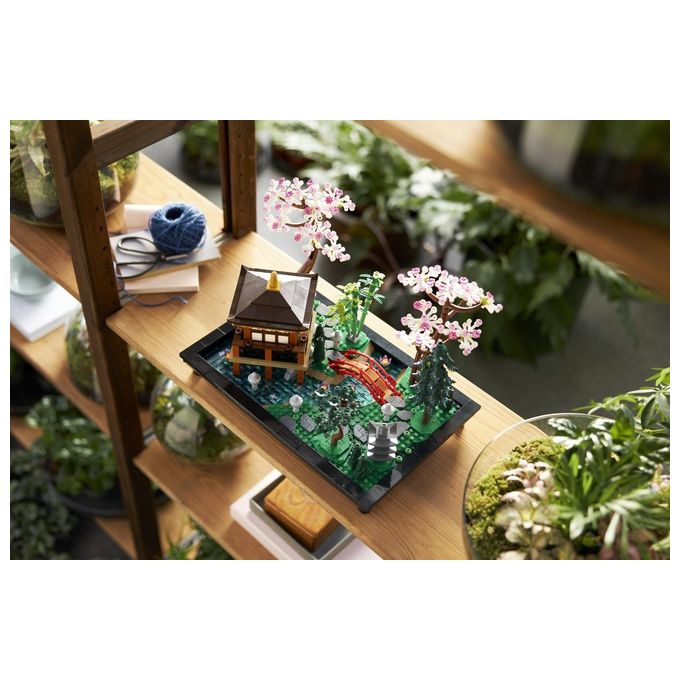 LEGO Icons 10315 Il Giardino Tranquillo, Kit Giardino Botanico Zen per Adulti con Fiori di Loto, Regalo per Donna e Uomo