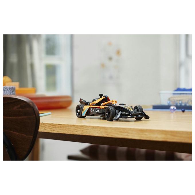 LEGO Technic 42169 NEOM McLaren Formula E Race Car, Macchina Giocattolo per Bambini 9+, Modellino di Auto F1 da Costruire