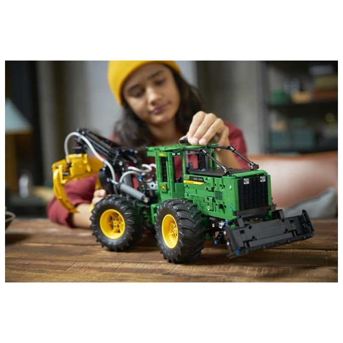 LEGO Technic 42157 Trattore John Deere 948L-II, Modellino da Costruire di Veicolo Giocattolo con Funzioni Pneumatiche e 4WD