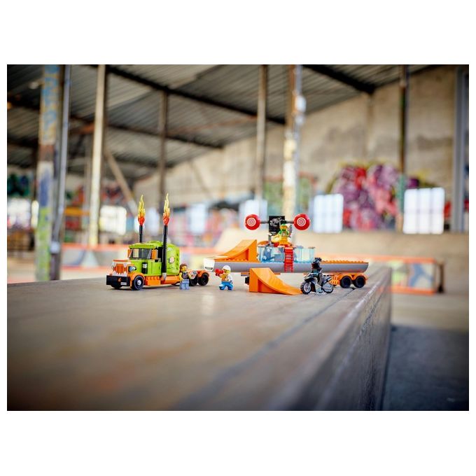 LEGO City Truck dello Stunt Show
