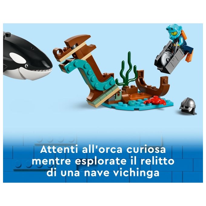 LEGO City 60368 Esploratore Artico, Grande Nave Giocattolo Galleggiante con Elicottero, Gommone, Sottomarino e Relitto Barca